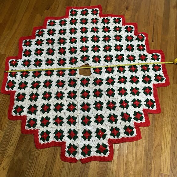 Vintage Crochet Christmas Tree Skirt Granny Squares Handmade 51” Red Green - Picture 11 of 12